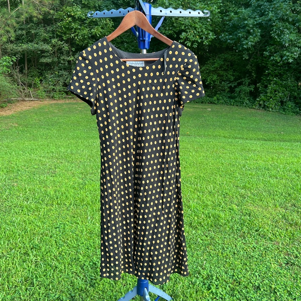 Jessica Howard Black Dress/Top with Yellow Floral Accents